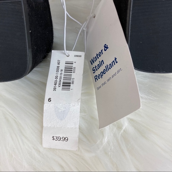 Old navy black velvet block heel sandals - Picture 9 of 10